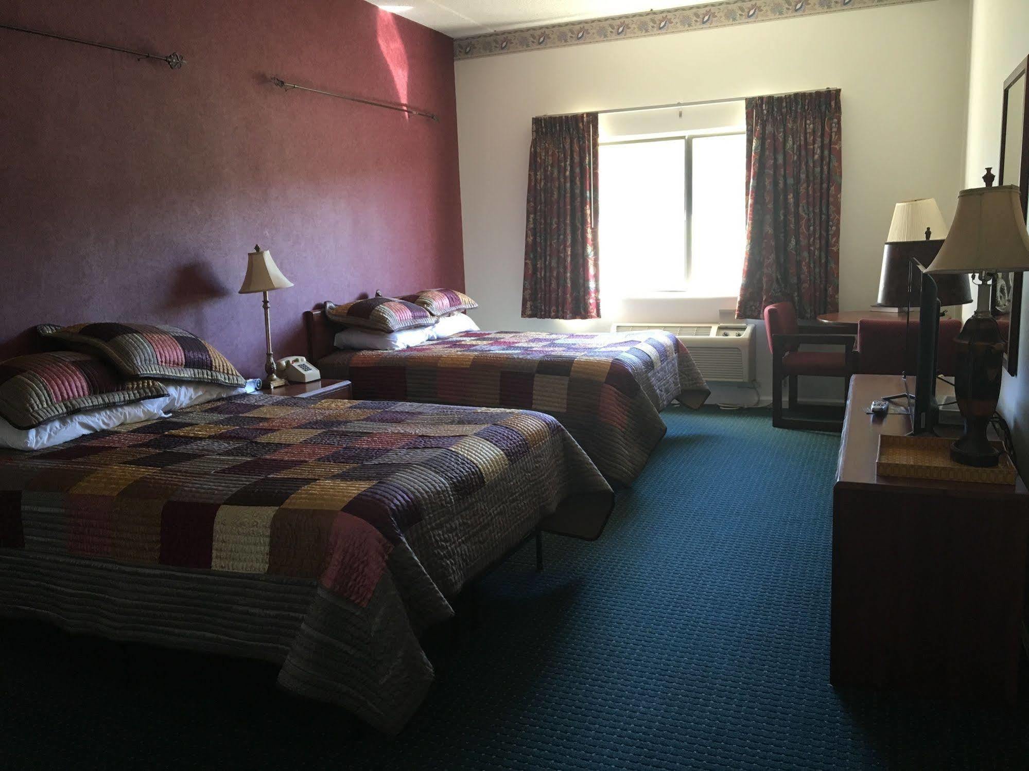 Cci Express Inn Central City Kültér fotó
